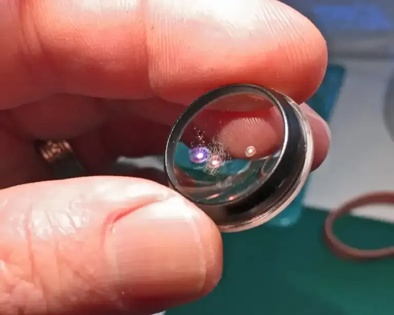 Cómo eliminar hongos de una lente