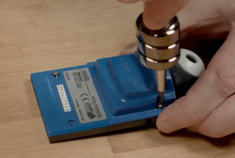 Cómo hackear una Game Boy Camera para usar lentes de cámara "reales"