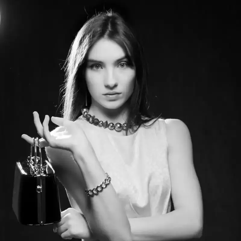 Qué es la iluminación de mariposa y cómo usarla para fotos de retratos