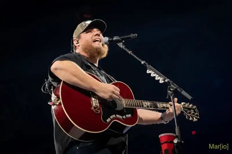 Etiqueta de fotografía de conciertos: Consejos para fotógrafos de música en el foso fotográfico