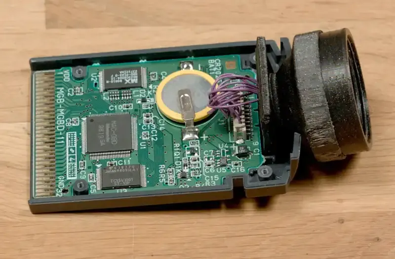 Cómo hackear una Game Boy Camera para usar lentes de cámara "reales"