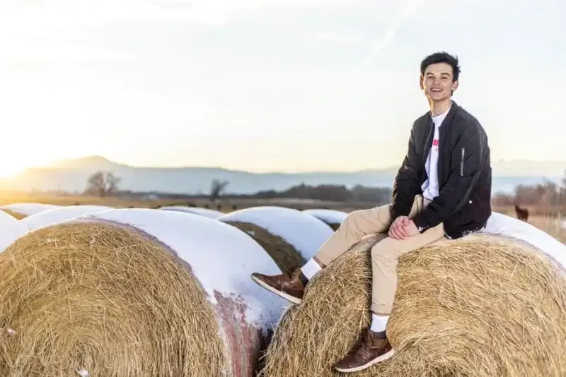Hora Dorada: Cuando la luz del sol es cálida y las fotos son mágicas.