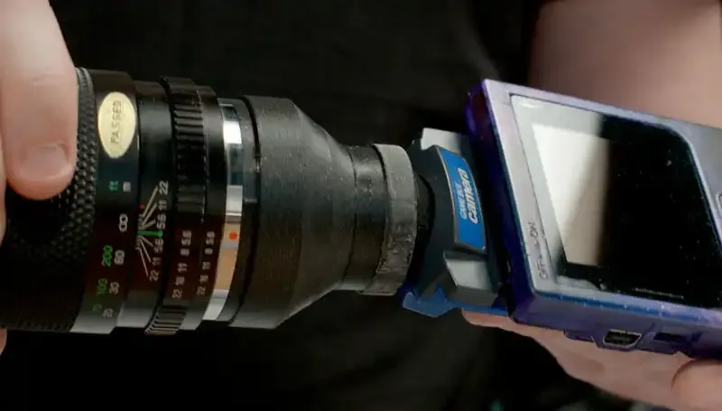 Cómo hackear una Game Boy Camera para usar lentes de cámara "reales"