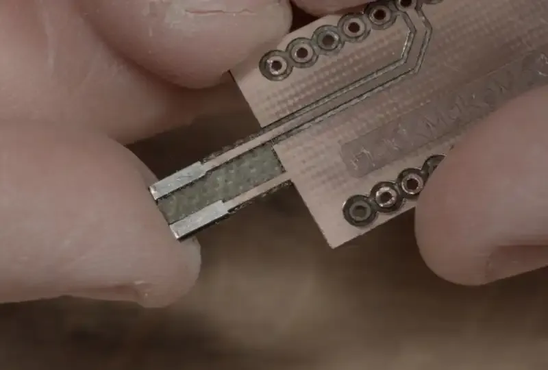 Cómo hackear una Game Boy Camera para usar lentes de cámara "reales"