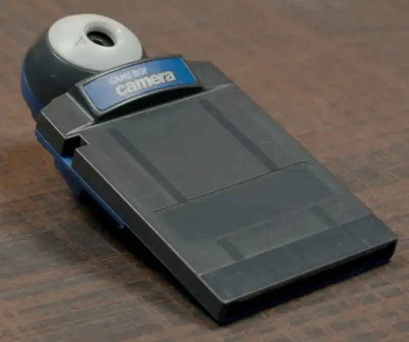 Cómo hackear una Game Boy Camera para usar lentes de cámara "reales"