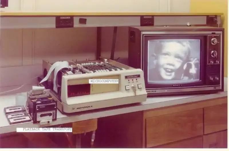 Cómo Steve Sasson inventó la cámara digital.