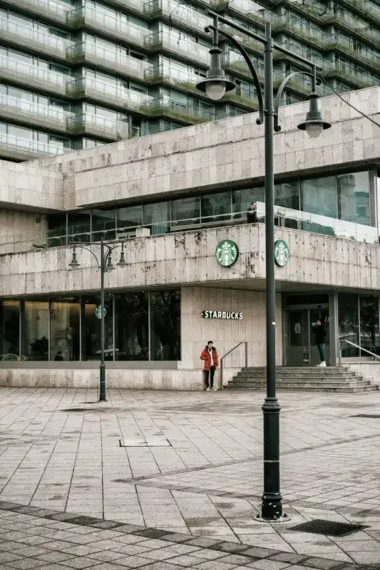 Cómo planificar un exitoso viaje de fotografía callejera con un presupuesto ajustado