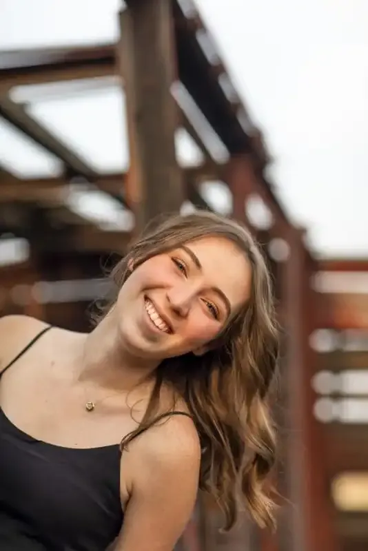 Hora Dorada: Cuando la luz del sol es cálida y las fotos son mágicas.