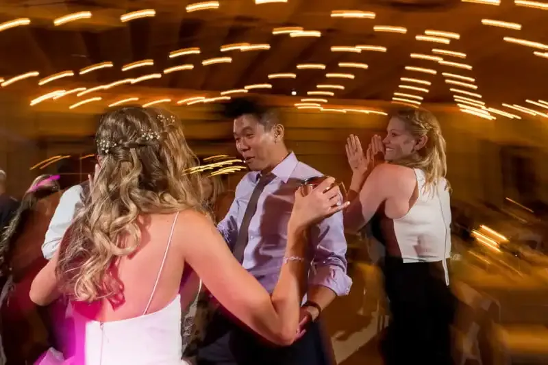 Usar Flash en Fotografía de Bodas: Lo que Necesitas Saber