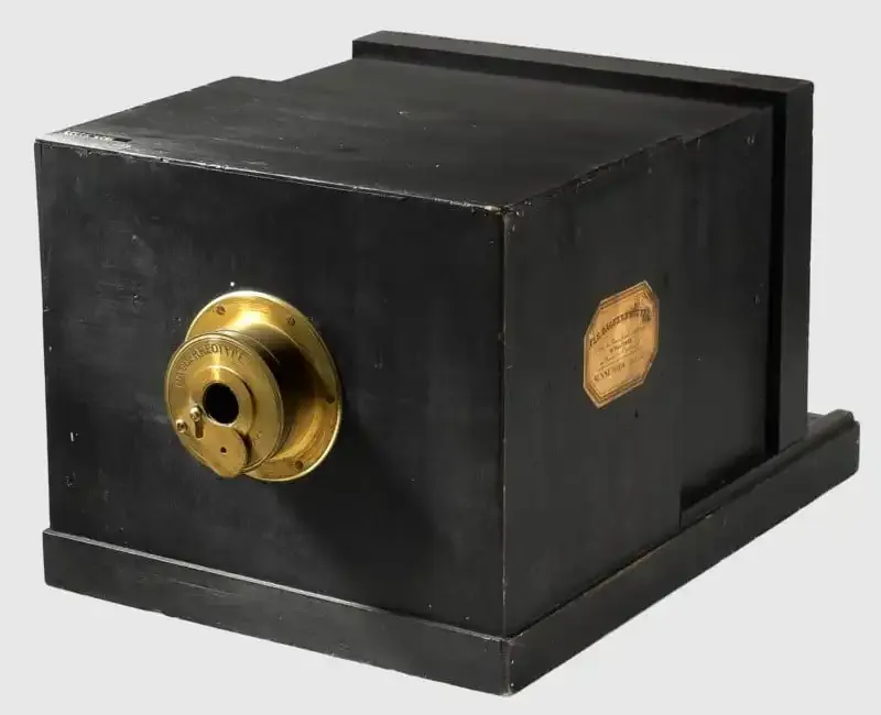 ¿Cuándo se inventó la cámara?