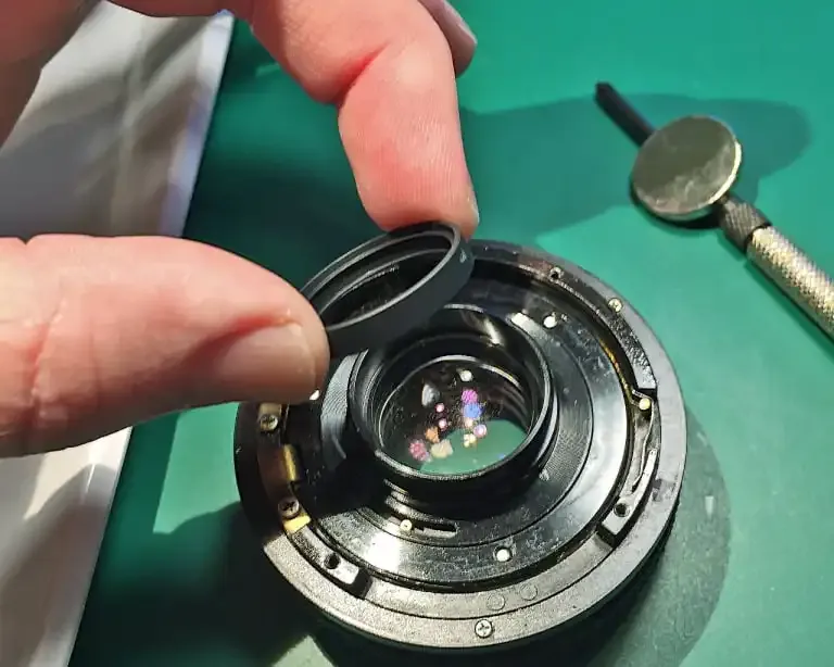 Cómo eliminar hongos de una lente